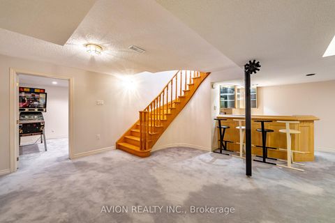 Photo 32 at 103 Spadina Road, Bayview Hill, Richmond Hill