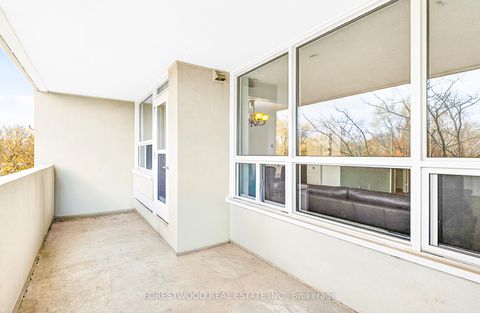 Photo 4 at 903 - 65 Southport Street, Swansea, Toronto