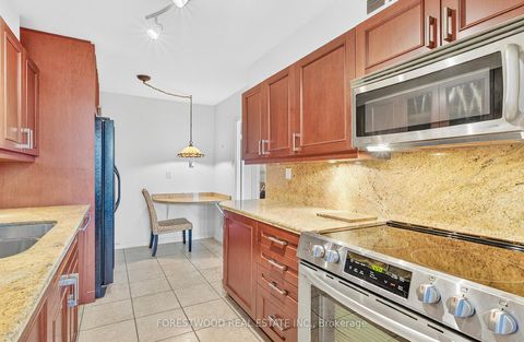 Photo 8 at 903 - 65 Southport Street, Swansea, Toronto