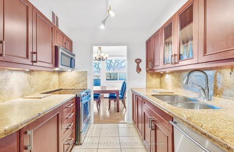 Photo 12 at 903 - 65 Southport Street, Swansea, Toronto