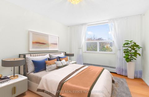 Photo 21 at 903 - 65 Southport Street, Swansea, Toronto