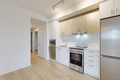 Photo 20 at 3010 - 30 Upper Mall Way, Brownridge, Vaughan