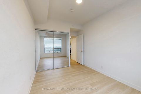 Photo 30 at 3010 - 30 Upper Mall Way, Brownridge, Vaughan