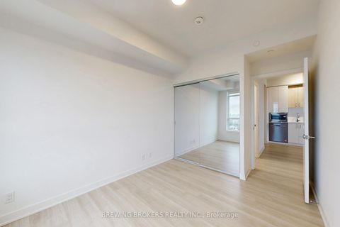 Photo 31 at 3010 - 30 Upper Mall Way, Brownridge, Vaughan