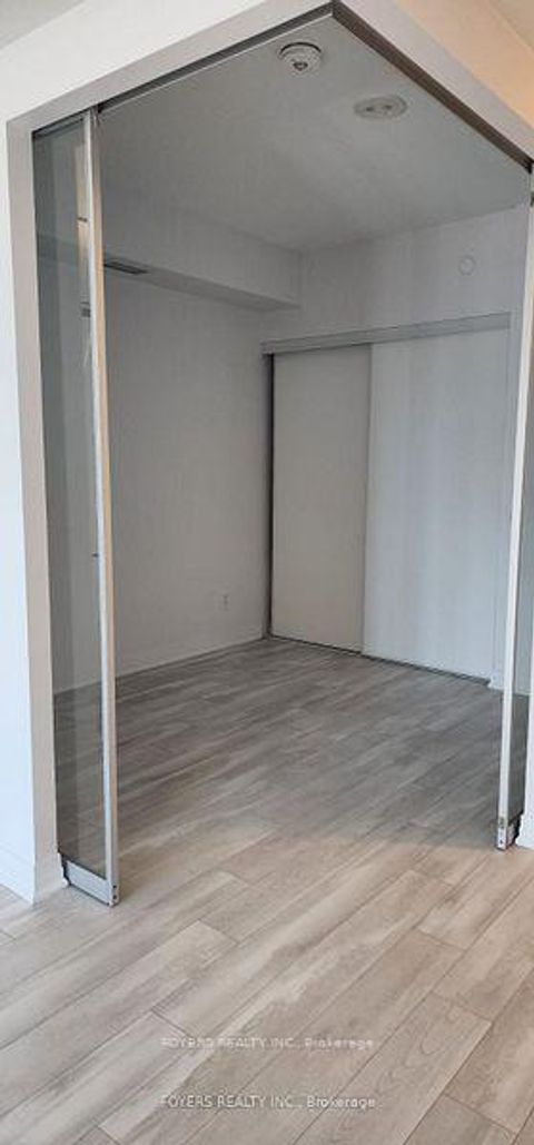 Photo 5 at 314 - 1630 Queen Street E, Woodbine Corridor, Toronto