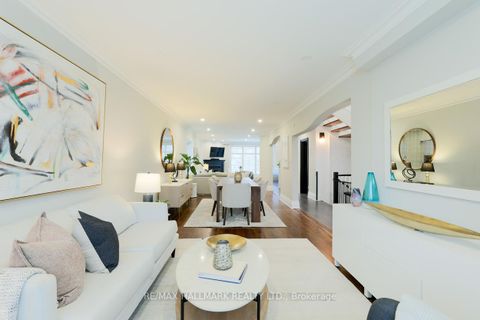 Photo 4 at 14 Wendover Road, Kingsway South, Toronto