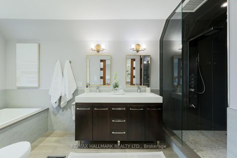 Photo 16 at 14 Wendover Road, Kingsway South, Toronto