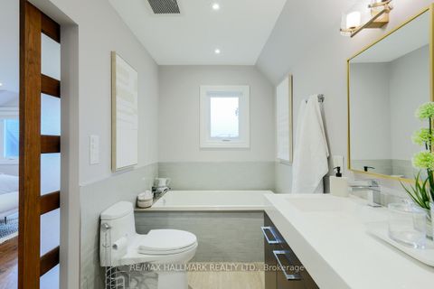 Photo 17 at 14 Wendover Road, Kingsway South, Toronto