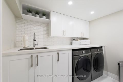 Photo 28 at 14 Wendover Road, Kingsway South, Toronto