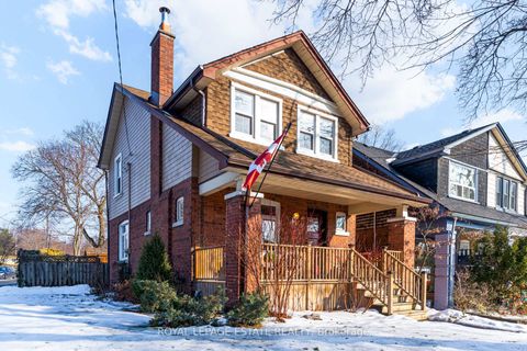 Photo 1 at 33 Ladykirk Avenue, Woodbine Corridor, Toronto