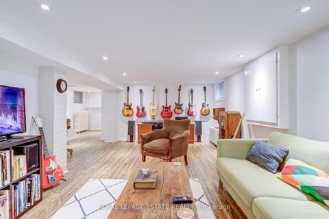 Photo 27 at 33 Ladykirk Avenue, Woodbine Corridor, Toronto