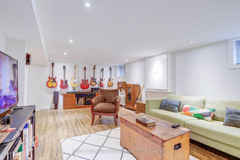 Photo 28 at 33 Ladykirk Avenue, Woodbine Corridor, Toronto