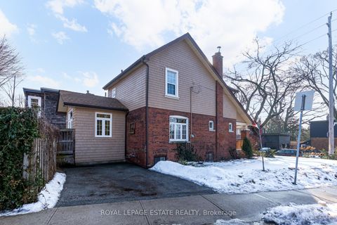 Photo 37 at 33 Ladykirk Avenue, Woodbine Corridor, Toronto