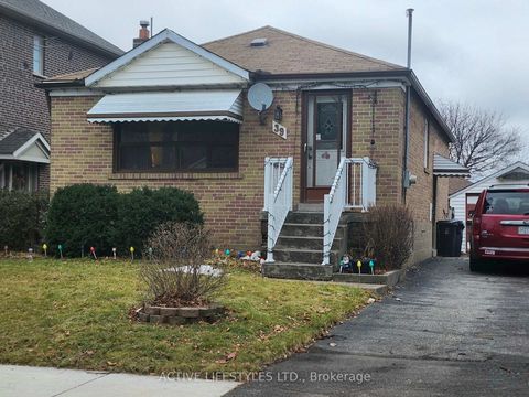 Photo 1 at 39 Trueman Avenue, City Centre West, Toronto