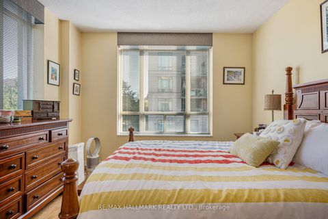 Photo 12 at 222 - 35 Boardwalk Drive, The Beaches, Toronto