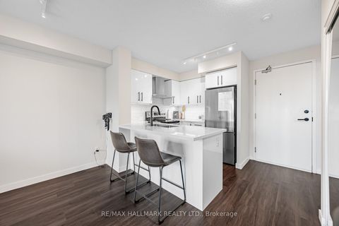 Photo 5 at 510 - 120 Dallimore Circle, Don Mills, Toronto