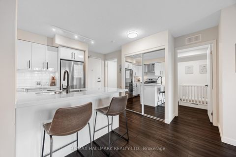 Photo 7 at 510 - 120 Dallimore Circle, Don Mills, Toronto