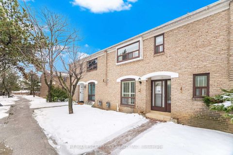 Photo 3 at 24 - 25 Gosford Boulevard, Black Creek, Toronto