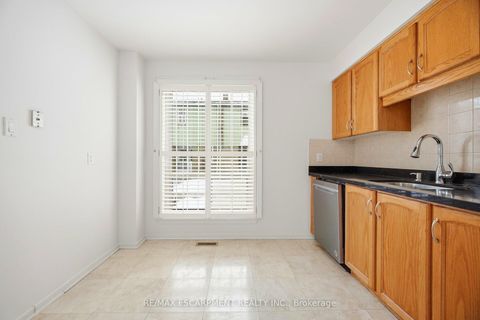 Photo 7 at 24 - 25 Gosford Boulevard, Black Creek, Toronto