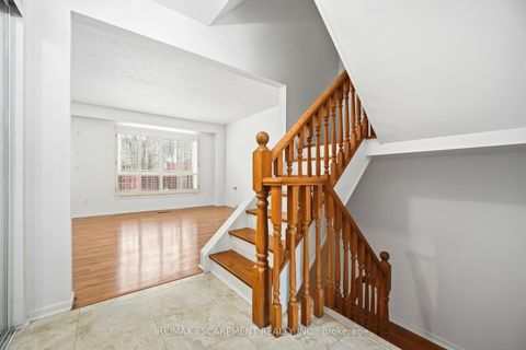 Photo 16 at 24 - 25 Gosford Boulevard, Black Creek, Toronto