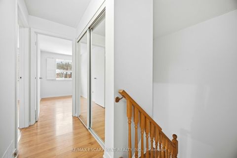 Photo 17 at 24 - 25 Gosford Boulevard, Black Creek, Toronto