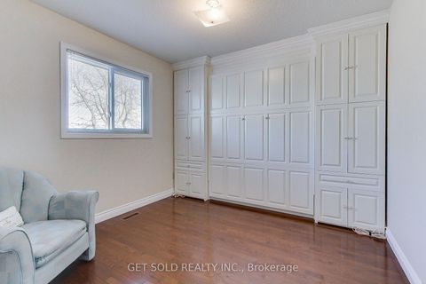 Photo 22 at 36 Houseman Crescent, North Richvale, Richmond Hill