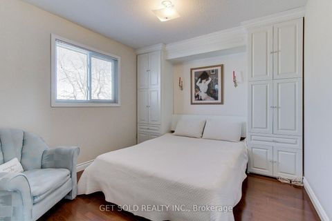 Photo 23 at 36 Houseman Crescent, North Richvale, Richmond Hill