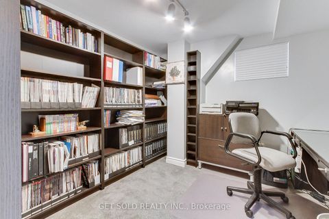 Photo 32 at 36 Houseman Crescent, North Richvale, Richmond Hill