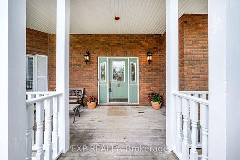 Photo 7 at 16 Audubon Way, Baldwin, Georgina