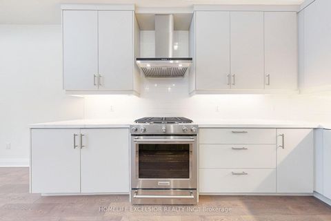 Photo 20 at 3 Vern Robertson Gate, Uxbridge