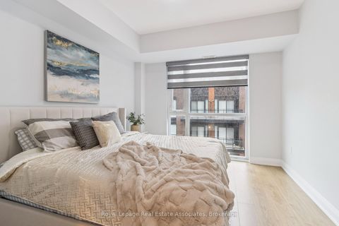 Photo 10 at D203 - 5289 Highway 7, Vaughan Grove, Vaughan