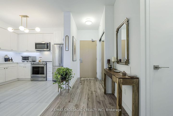 Photo 6 at TPH10 - 621 Sheppard Avenue E, Bayview Village, Toronto