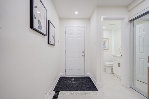 Photo 3 at 10 - 590 Sandhurst Circle, Agincourt North, Toronto
