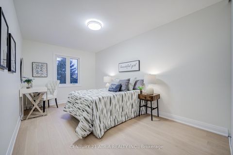 Photo 19 at 10 - 590 Sandhurst Circle, Agincourt North, Toronto
