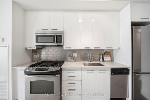 Photo 10 at 511 - 630 Queen Street E, South Riverdale, Toronto