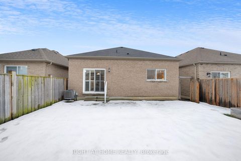 Photo 31 at 1645 Whitestone Drive, Samac, Oshawa