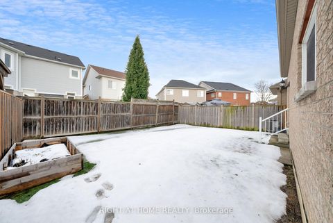 Photo 33 at 1645 Whitestone Drive, Samac, Oshawa