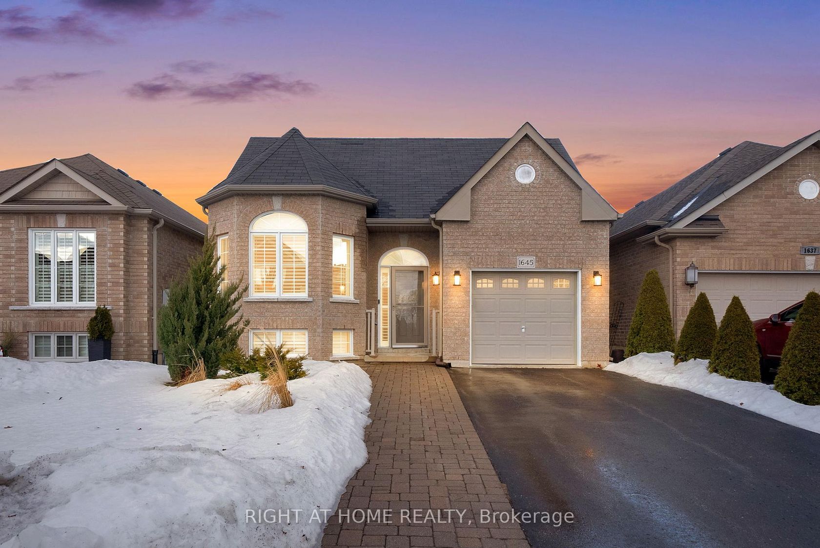 1645 Whitestone Drive, Samac, Oshawa 