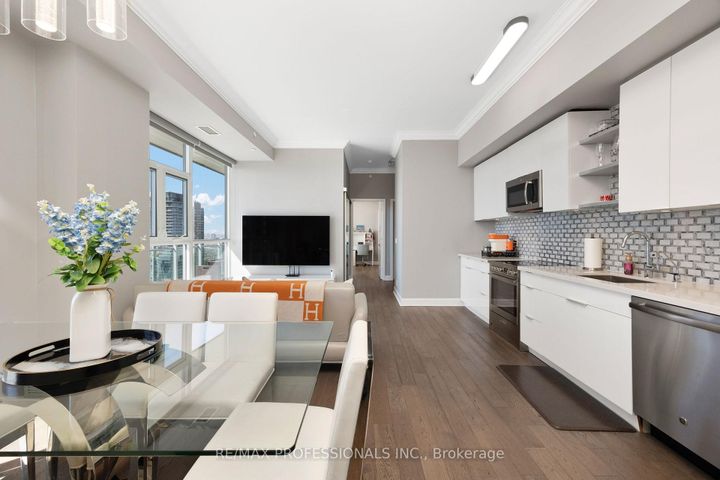 Photo 2 at LPH3501 - 33 Shore Breeze Drive, Mimico, Toronto