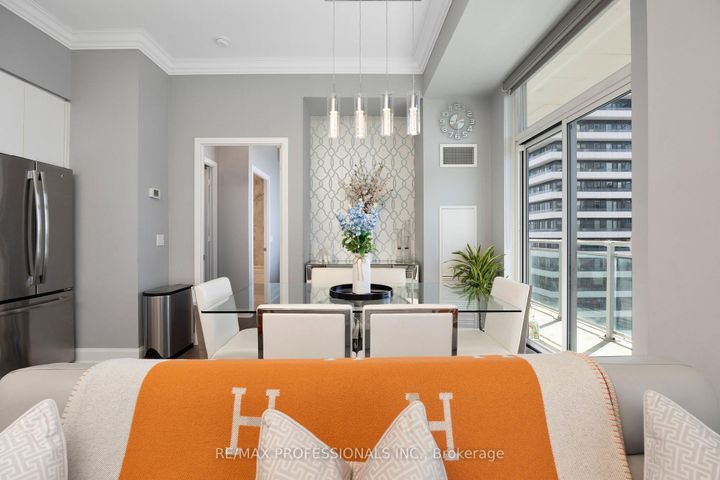 Photo 4 at LPH3501 - 33 Shore Breeze Drive, Mimico, Toronto