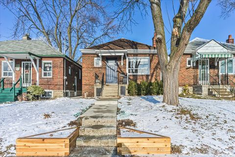Photo 2 at 8 Pritchard Avenue, Smythe, Toronto