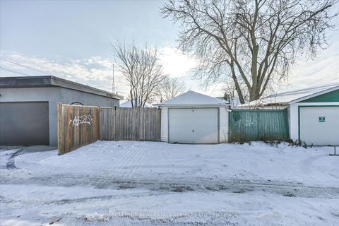 Photo 34 at 8 Pritchard Avenue, Smythe, Toronto