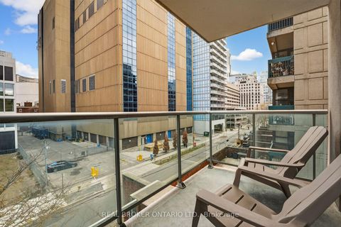 Photo 24 at 409 - 96 St Patrick Street, Chinatown, Toronto