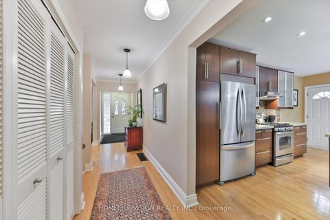 Photo 10 at 55 Banstock Drive, Steeles, Toronto