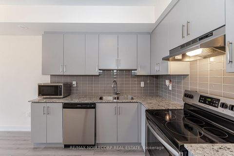 Photo 2 at 22 - 39 John Perkins Bull Drive, CFB, Toronto
