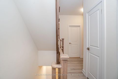 Photo 11 at 22 - 39 John Perkins Bull Drive, CFB, Toronto