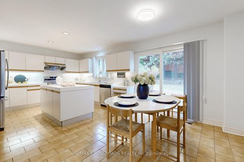 Photo 8 at 8 Orchid Court, Windfields, Toronto