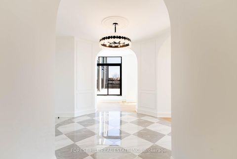 Photo 1 at 6A - 2010 Bathurst Street, Cedarvale, Toronto