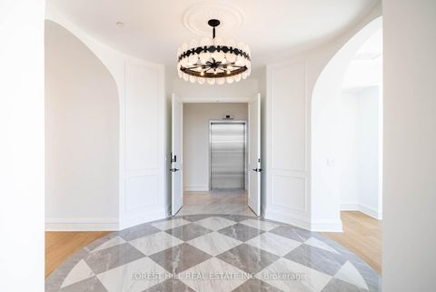 Photo 2 at 6A - 2010 Bathurst Street, Cedarvale, Toronto