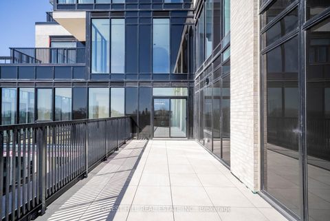 Photo 23 at 6A - 2010 Bathurst Street, Cedarvale, Toronto